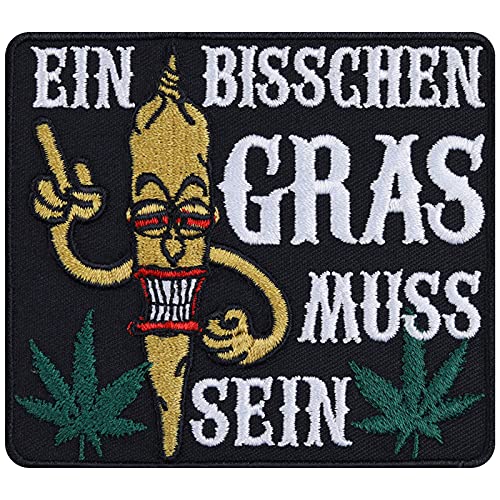 Hanfblatt Aufnäher zum annähen/aufbügeln "Ein bisschen Gras muss sein" Rastafari Aufbügler Reggae Patch Jeans Flicken/Bügelbild Cannabis Sticker Hippie Applikation für alle Stoffe | 90x80mm Hanfblatt Aufnäher zum annähen/aufbügeln "Ein bisschen Gras muss sein" Rastafari Aufbügler Reggae Patch Jeans Flicken/Bügelbild Cannabis Sticker Hippie Applikation für alle Stoffe | 90x80mm von EXPRESS-STICKEREI