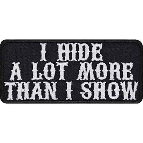 Patch Ego Biker Aufnäher" I hide a lot more than I show" Heavy Metal Patch mit Spruch bestickt Rocker Bügelbild Geschenk für Motorradfahrer Applikation für alle Stoffe | 80x35mm Patch Ego Biker Aufnäher" I hide a lot more than I show" Heavy Metal Patch mit Spruch bestickt Rocker Bügelbild Geschenk für Motorradfahrer Applikation für alle Stoffe | 80x35mm von EXPRESS-STICKEREI