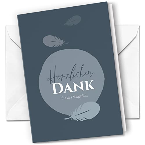 Danksagungskarten Trauer – 10 Klappkarten mit Umschlägen – Motiv: Federn blau grau – Trauerkarten Danksagung mit Text – Dankeskarten Trauer nach Beerdigung Danksagungskarten Trauer – 10 Klappkarten mit Umschlägen – Motiv: Federn blau grau – Trauerkarten Danksagung mit Text – Dankeskarten Trauer nach Beerdigung von Einladungskarten Manufaktur Hamburg