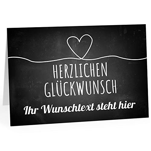 PERSONALISIERTE XXL Grußkarte mit Umschlag - Herzlichen Glückwunsch Tafel-Look modern mit Herz - Übergroße Klappkarte mit Ihrem Text, anpassbar - zum Geburtstag, Hochzeit, Abitur, Abschluss, Diplom PERSONALISIERTE XXL Grußkarte mit Umschlag - Herzlichen Glückwunsch Tafel-Look modern mit Herz - Übergroße Klappkarte mit Ihrem Text, anpassbar - zum Geburtstag, Hochzeit, Abitur, Abschluss, Diplom von Einladungskarten Manufaktur Hamburg