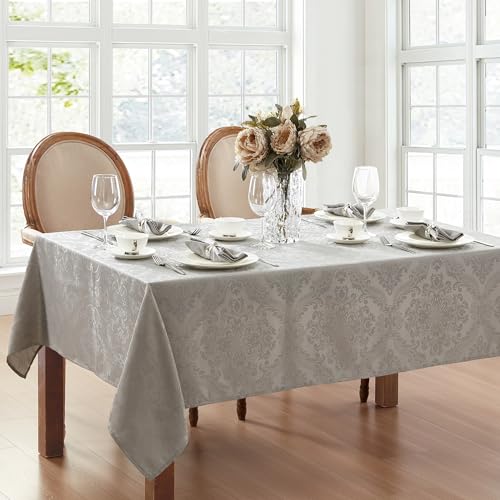Elrene Caiden Elegance Damast-Tischdecke, Polyester, Silber, 52" x 52" (Square) Elrene Caiden Elegance Damast-Tischdecke, Polyester, Silber, 52" x 52" (Square) von Elrene