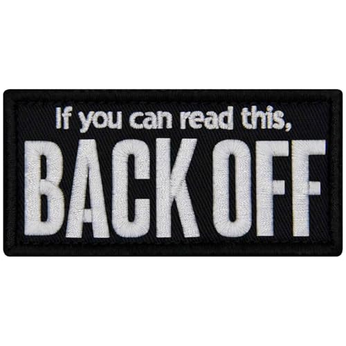 EmbTao Aufnäher mit Aufschrift "If You Can Read This Back Off", bestickt, Biker-Abzeichen, lustige Applikation mit Klettverschluss EmbTao Aufnäher mit Aufschrift "If You Can Read This Back Off", bestickt, Biker-Abzeichen, lustige Applikation mit Klettverschluss von EmbTao
