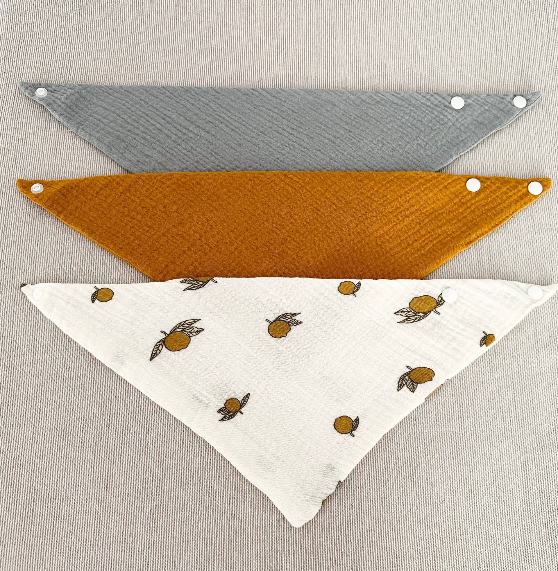 Dreieckstücher, Musselintuch Baby, Halstuch Dreieckstuch Babygeschenke, Baby Halstuch, Personalisiert, Latz Dreieckstücher, Musselintuch Baby, Halstuch Dreieckstuch Babygeschenke, Baby Halstuch, Personalisiert, Latz von EmmaundAntonShop