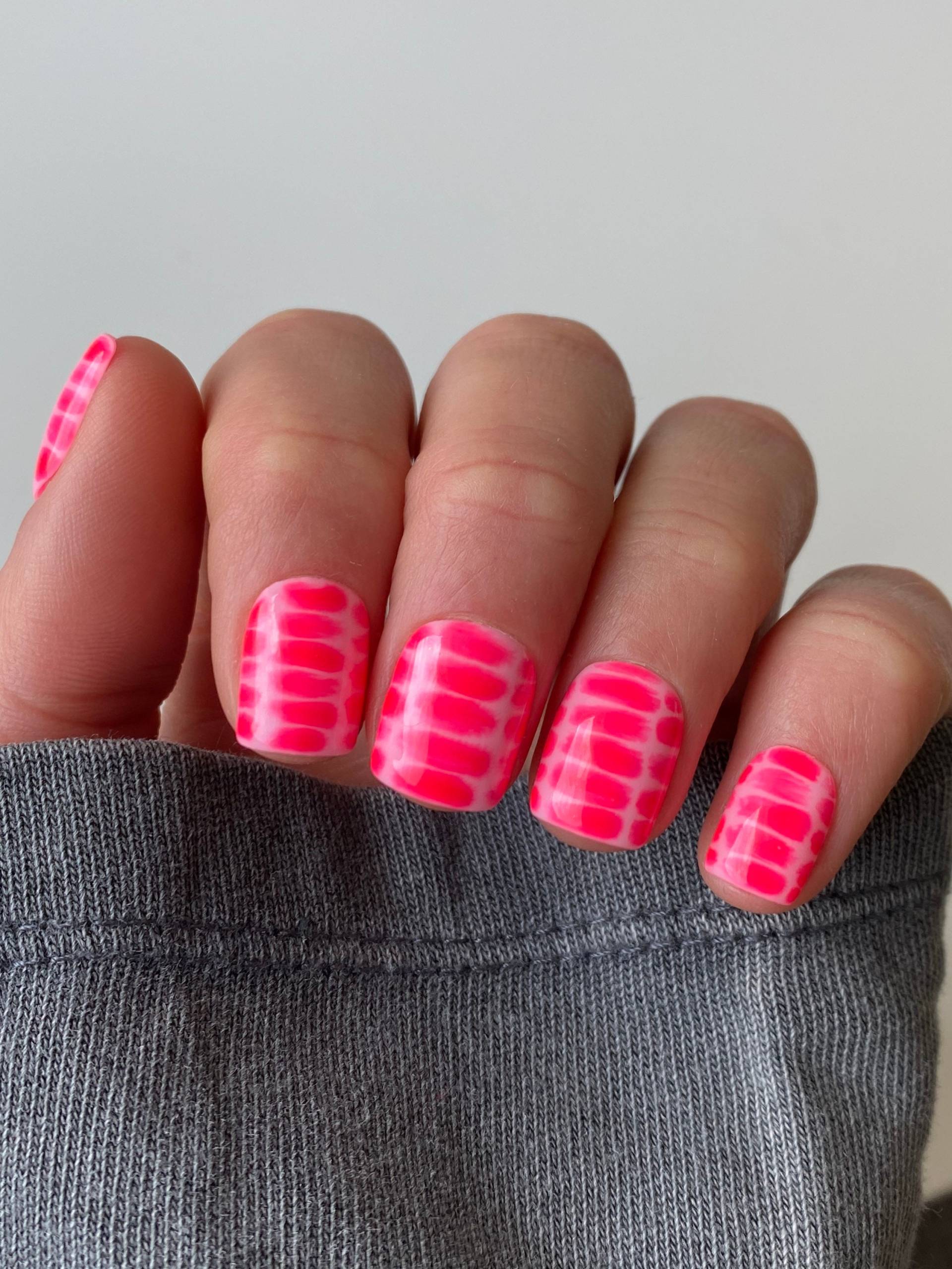 Pink Tie Dye Benutzerdefinierte Drücken Sie Auf Die Nägel | Koralle Falsche Neon Gefälschte von Enroutenails