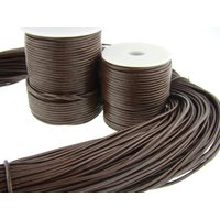 esnado Lederschnur Rund 2 mm - Braun esnado Lederschnur Rund 2 mm - Braun von Esnado