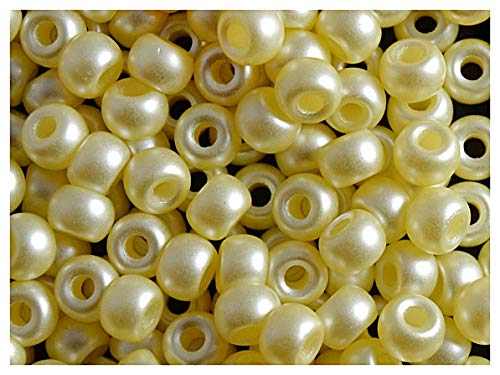 Estrella 50 Stück Pony Bead - Tschechische gepresste Glasperlen in Form Einer Walze 5,5mm mit einem großen Loch, Pastel Cream Estrella 50 Stück Pony Bead - Tschechische gepresste Glasperlen in Form Einer Walze 5,5mm mit einem großen Loch, Pastel Cream von Estrella