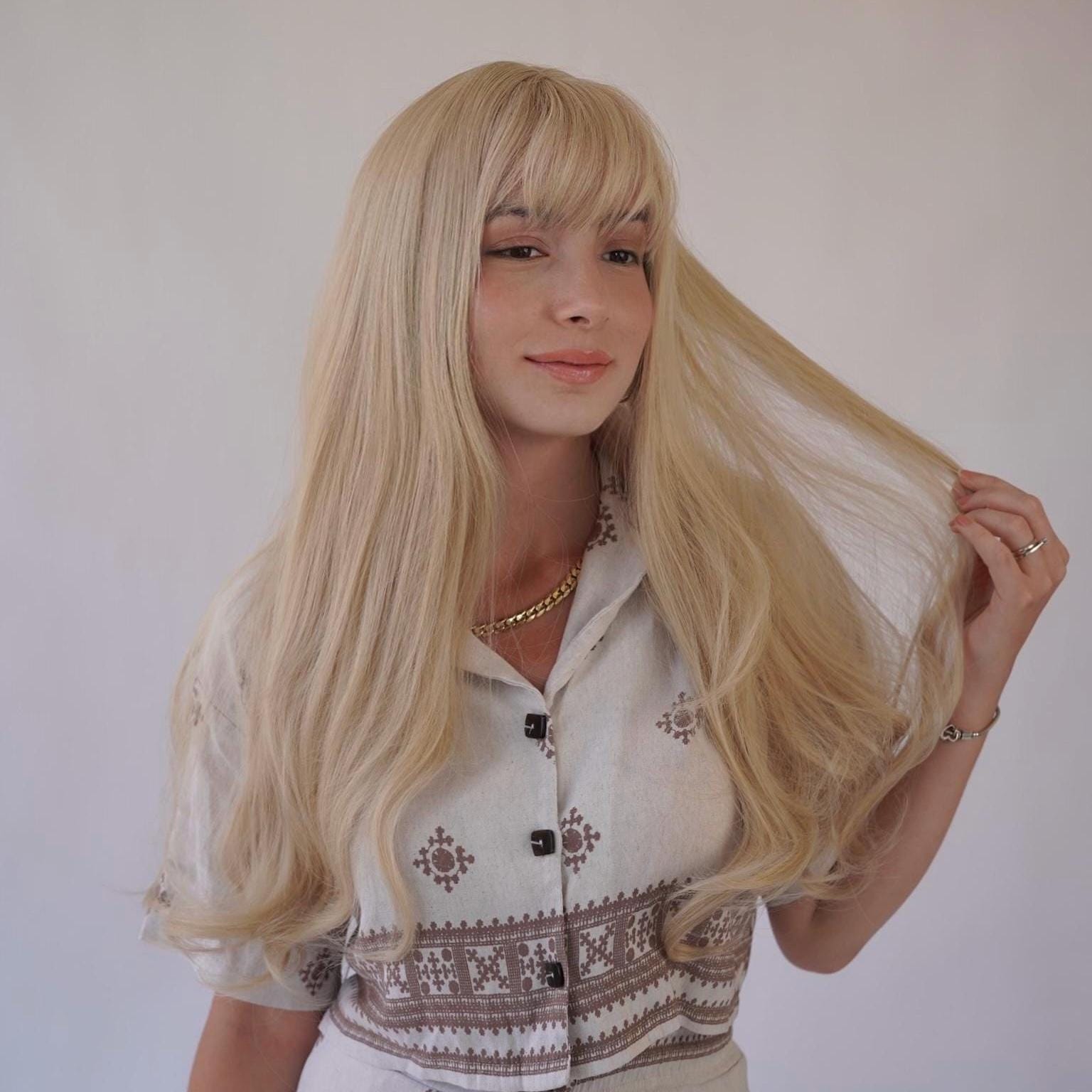Platin Blonde Perücke Lace Front Barbie Cosplay Halloween Kostüm Platin Blonde Perücke Lace Front Barbie Cosplay Halloween Kostüm von Evanesswigs