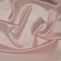 Italienischer Seidensatin pastellrosa Italienischer Seidensatin pastellrosa von Evlis Needle