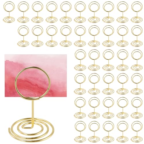 FAAING 40 Stück 50mm Metall Tischkartenhalter Gold, Metalldrähte Memo Clip Fotohalter, Fotohalter mit Klammern, Tischkarten Halterung Hochzeiten Metall Platzkartenhalter für Partys Restaurants FAAING 40 Stück 50mm Metall Tischkartenhalter Gold, Metalldrähte Memo Clip Fotohalter, Fotohalter mit Klammern, Tischkarten Halterung Hochzeiten Metall Platzkartenhalter für Partys Restaurants von FAAING