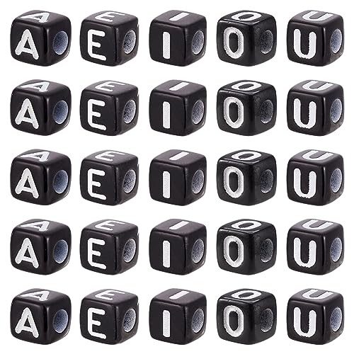 500 Stück Würfel Buchstabenperlen Schwarz Weiß Acryl Vokal Buchstaben Perlen 5 mm Würfel Alphabet Perlen Freundschaft Armband Buchstabenperlen für Schmuckherstellung von FASHEWELRY