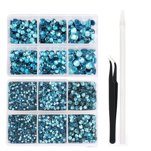 FDHBDF 6600 Stück Hellblaue Heißgeprägte Strasssteine, Kristall-Edelsteine, Glas, für Weingläser, Kleider, Hemden, Glitter, Flache Basis, Rund, Inklusive Pinzette und Aufnahmestift FDHBDF 6600 Stück Hellblaue Heißgeprägte Strasssteine, Kristall-Edelsteine, Glas, für Weingläser, Kleider, Hemden, Glitter, Flache Basis, Rund, Inklusive Pinzette und Aufnahmestift von FDHBDF