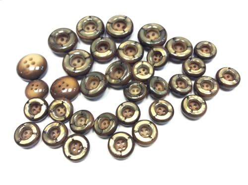 Set mit 34 Vintage-Knöpfen aus Kunstharz, Braun und Gold, klassischer Stil Set mit 34 Vintage-Knöpfen aus Kunstharz, Braun und Gold, klassischer Stil von FILMODA
