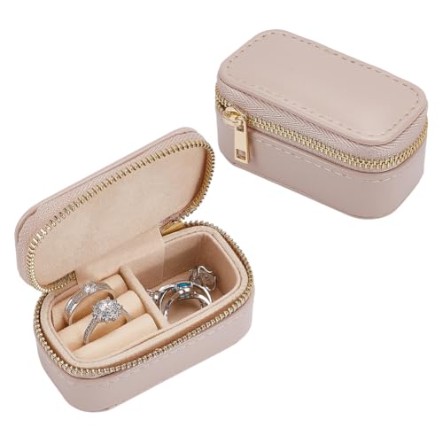 FINGERINSPIRE 2 Stück Mini Schmucketui 8.5x4.9x4.1cm Khakifarben PU Leder Kleine Reise Schmuckschatulle Mini Ring Halskettenhalter Mit Reißverschluss Und Samtfutter Passend Für Kleine Accessoires FINGERINSPIRE 2 Stück Mini Schmucketui 8.5x4.9x4.1cm Khakifarben PU Leder Kleine Reise Schmuckschatulle Mini Ring Halskettenhalter Mit Reißverschluss Und Samtfutter Passend Für Kleine Accessoires von FINGERINSPIRE
