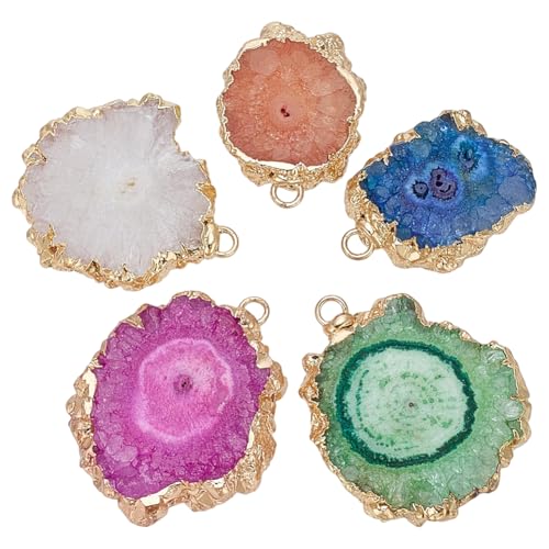 FINGERINSPIRE 5 Stück Natürlicher Achat Kristall Drusenanhänger Mit Messing 5 Farbe Goldfarbener Kantenplattierter Gefärbter Unregelmäßiger Druzy Geode Achatstein Mit 2mm Loch Zur Schmuckherstellung FINGERINSPIRE 5 Stück Natürlicher Achat Kristall Drusenanhänger Mit Messing 5 Farbe Goldfarbener Kantenplattierter Gefärbter Unregelmäßiger Druzy Geode Achatstein Mit 2mm Loch Zur Schmuckherstellung von FINGERINSPIRE