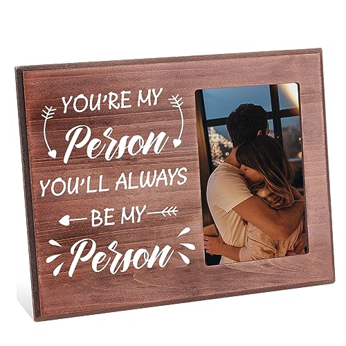 FINGERINSPIRE Bilderrahmen You'Re My Person You'Ll Always Be My Person 10x15 cm Romantischer Fotorahmen Zum Aufhängen/Tisch Rustikaler Geschenkrahmen Aus Holz Für Paare Und Liebhaber FINGERINSPIRE Bilderrahmen You'Re My Person You'Ll Always Be My Person 10x15 cm Romantischer Fotorahmen Zum Aufhängen/Tisch Rustikaler Geschenkrahmen Aus Holz Für Paare Und Liebhaber von FINGERINSPIRE