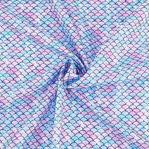 FINGERINSPIRE Stoff Meerjungfrauenschuppen Stoff 100x145cm Hellviolett Blau Polyesterstoff Meerjungfrau Bedrucktes Fischschuppenmuster Stoff Für T Shirt Kleid Nähen DIY Handwerk Tischdecke von FINGERINSPIRE
