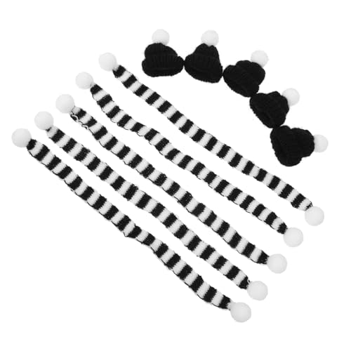 FIXOSHEE 5 Sätze Weihnachtsdeko Teiliges Mini Weinflasche Schals und Mützen aus Festliche Flaschenornamente Party und Tischdekoration für Weihnachten und Festtagsfeiern FIXOSHEE 5 Sätze Weihnachtsdeko Teiliges Mini Weinflasche Schals und Mützen aus Festliche Flaschenornamente Party und Tischdekoration für Weihnachten und Festtagsfeiern von FIXOSHEE