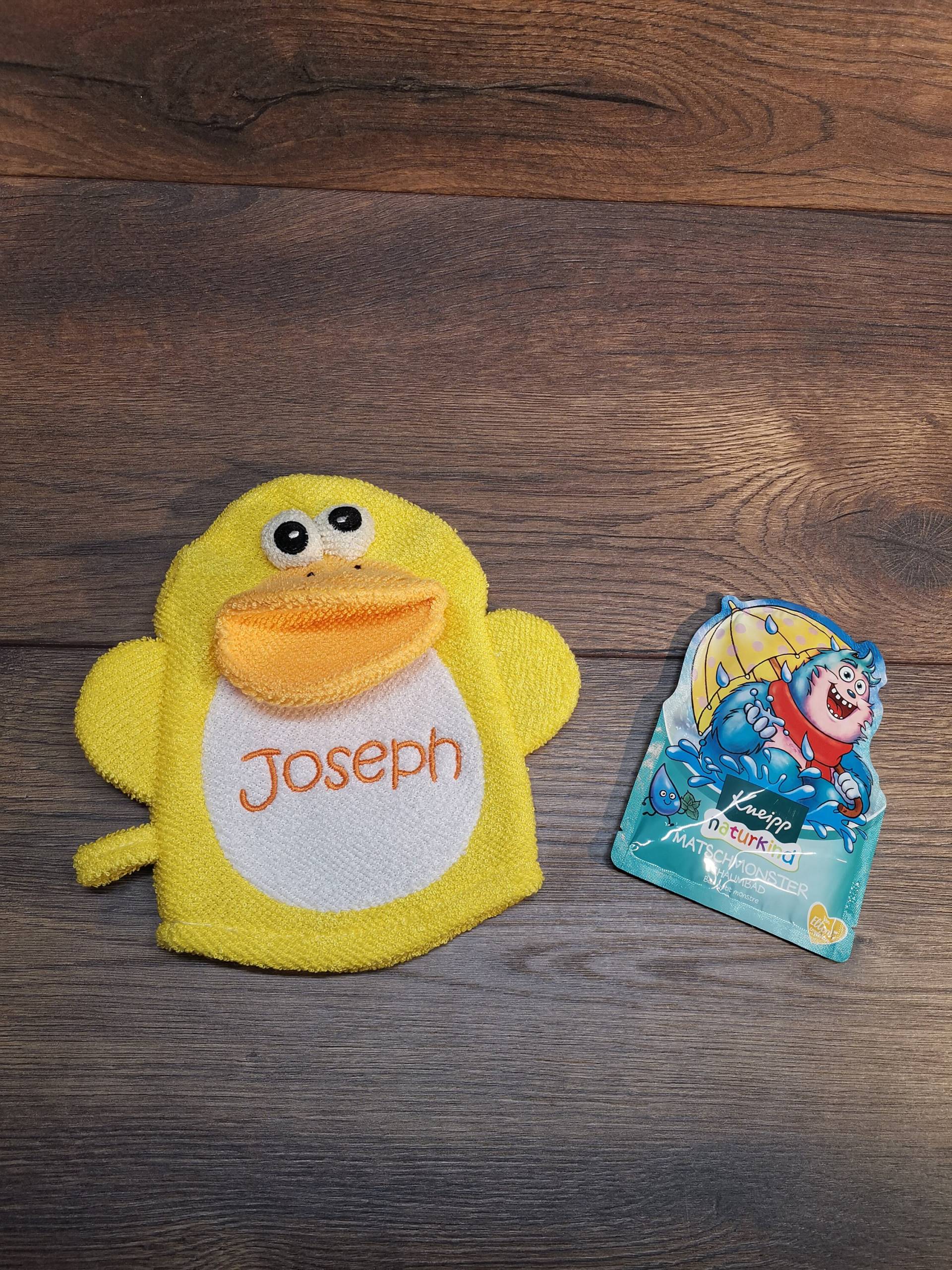 Kinder Waschhandschuh Ente Mit Namen, Individuell Bestickt, Badehandschuh, Waschlappen Personalisiert Einem Kleinen Badezusatz Kinder Waschhandschuh Ente Mit Namen, Individuell Bestickt, Badehandschuh, Waschlappen Personalisiert Einem Kleinen Badezusatz von FOOTPRINTGeschenke