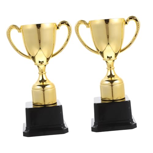 FRCOLOR 2Stücke Kleine Kunststofftrophäen für Goldene Trophäen aus Plastik als Spielpreise Belohnungen und Party Gefälligkeiten für Geburtstagsfeiern FRCOLOR 2Stücke Kleine Kunststofftrophäen für Goldene Trophäen aus Plastik als Spielpreise Belohnungen und Party Gefälligkeiten für Geburtstagsfeiern von FRCOLOR