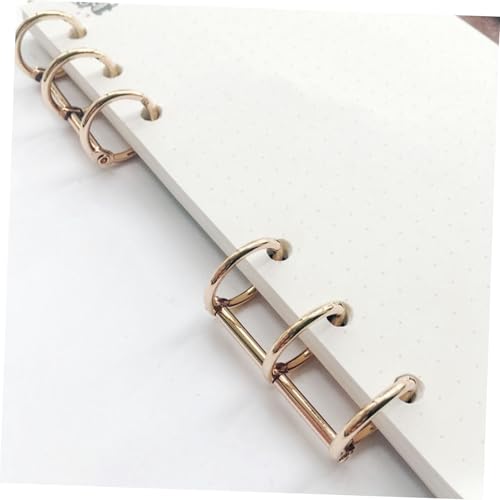 FUNNETOYU 6 Stück Teiliges Flexible Metallbuchringe Goldfarbene DIY Notizbuchringe Langlebige Ringbücher Zubehör Wiederverwendbar für Scrapbook Schule und Büro FUNNETOYU 6 Stück Teiliges Flexible Metallbuchringe Goldfarbene DIY Notizbuchringe Langlebige Ringbücher Zubehör Wiederverwendbar für Scrapbook Schule und Büro von FUNNETOYU