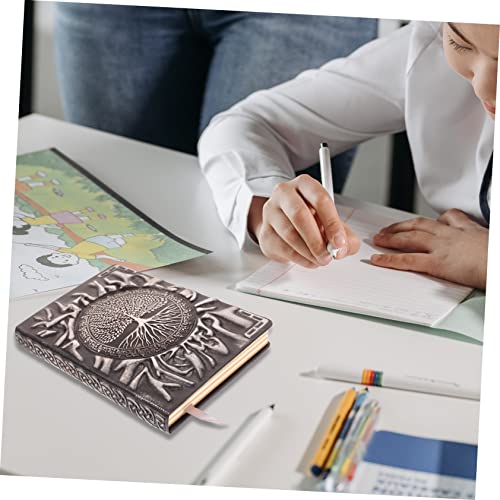 FUNNETOYU Vintage Notizbuch mit Geprägtem PU Ledercover Klassisch Langlebiges Journal für Frauen Handgefertigtes Tagebuch Vielseitig Nutzbar für Büro Schule und Reisen FUNNETOYU Vintage Notizbuch mit Geprägtem PU Ledercover Klassisch Langlebiges Journal für Frauen Handgefertigtes Tagebuch Vielseitig Nutzbar für Büro Schule und Reisen von FUNNETOYU