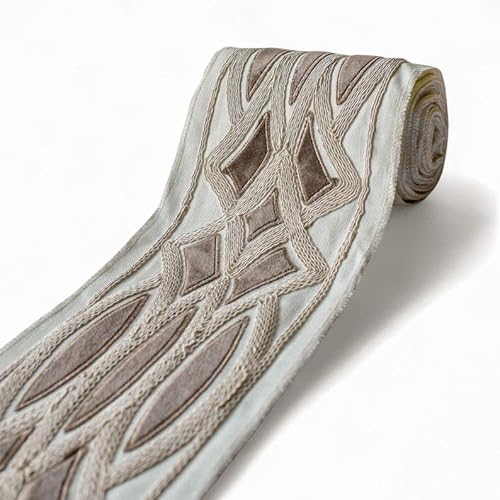 Fabric Mart Direct Elfenbein- und Perlbeige-Gittersamt, bestickter Designer-Stoffbesatz, Meterware, geometrisches Vorhangband, Polsterspitze für Tischdecken, 127 mm breites Samt-Vorhangband Fabric Mart Direct Elfenbein- und Perlbeige-Gittersamt, bestickter Designer-Stoffbesatz, Meterware, geometrisches Vorhangband, Polsterspitze für Tischdecken, 127 mm breites Samt-Vorhangband von Fabric Mart Direct