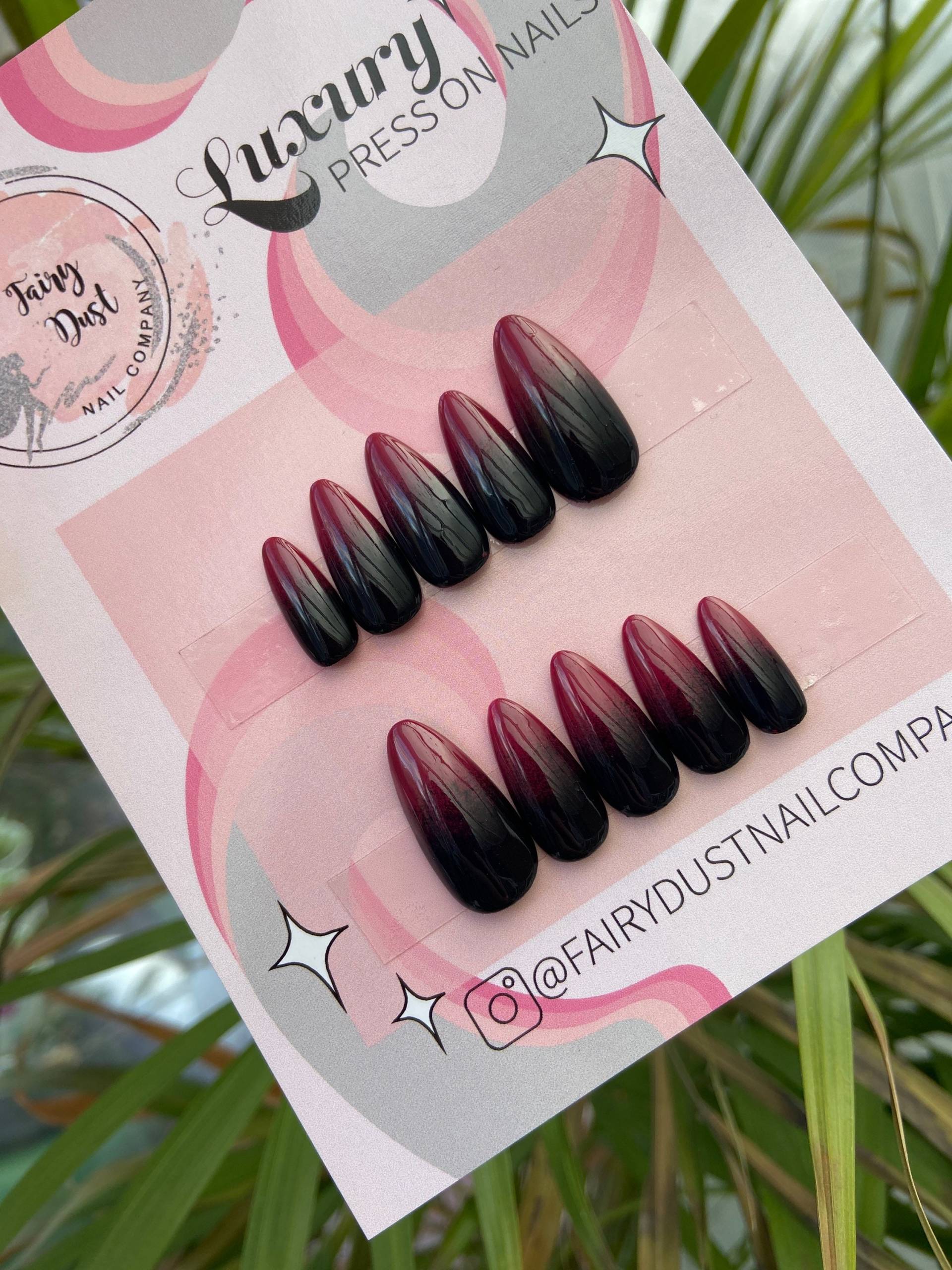 Dunkelrotes Und Schwarzes Ombré Drücken Sie Auf Die Nägel | Künstliche Falsch Halloween Kleben Dunkelrotes Und Schwarzes Ombré Drücken Sie Auf Die Nägel | Künstliche Falsch Halloween Kleben von Fairydustnailcompany