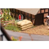 30 Säcke, gestapelt von Faller