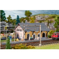 Bahnhof Lavin Bahnhof Lavin von Faller