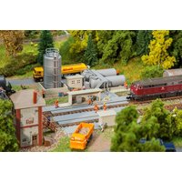 Öllager mit Dieseltankstelle Öllager mit Dieseltankstelle von Faller