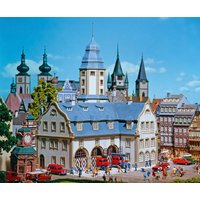 Rathaus mit Feuerwache - Monatsmodell von Faller