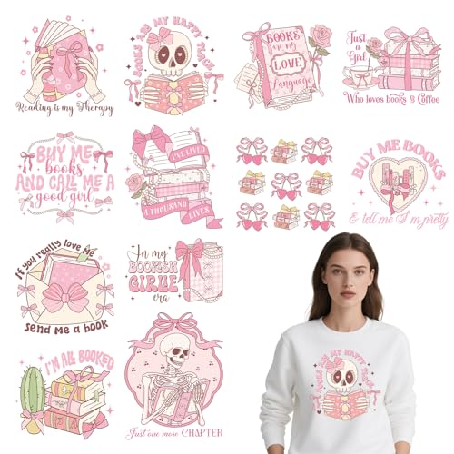 Falueqg DTF Transfers Ready to Press – 12 Stück Coquettee-Buch-Bügelbilder für T-Shirts, Totenkopf-Lesen, Bügelbilder, Aufnäher, Schleife, Buchliebhaber, Wärmetransfer-Aufkleber für DIY-Kleidung Falueqg DTF Transfers Ready to Press – 12 Stück Coquettee-Buch-Bügelbilder für T-Shirts, Totenkopf-Lesen, Bügelbilder, Aufnäher, Schleife, Buchliebhaber, Wärmetransfer-Aufkleber für DIY-Kleidung von Falueqg