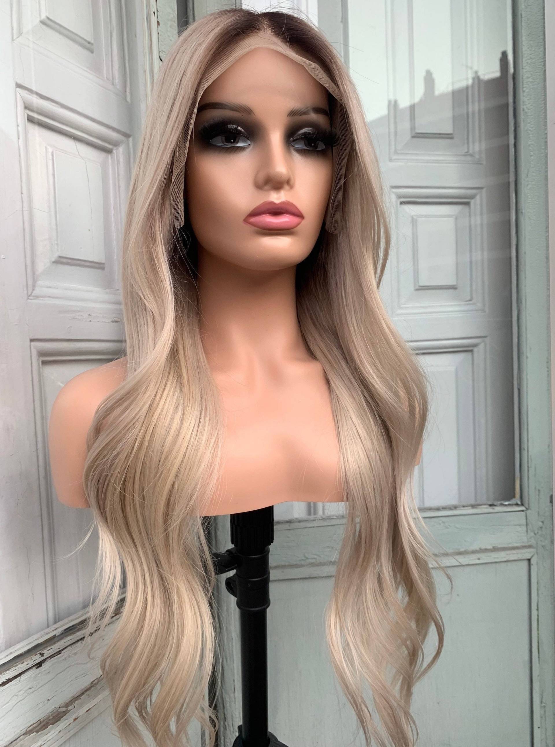 Aschblonde Natürliche Echthaar-Spitze Peluca Delantera Aschblonde Natürliche Echthaar-Spitze Peluca Delantera von FameWigs