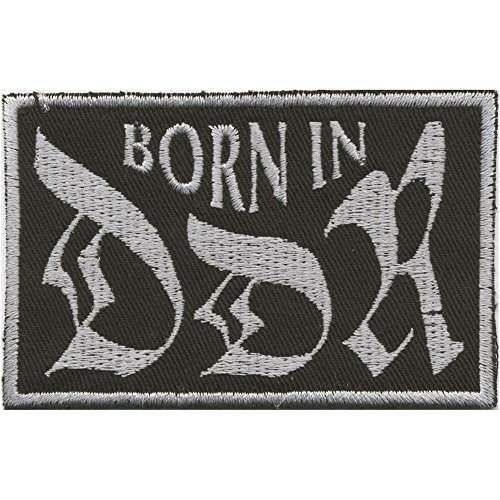 AUFNÄHER - BORN IN DDR - (03022) Gr. 9cm x 5,5cm - Stick Button Applikation Patches von Fan-Omenal