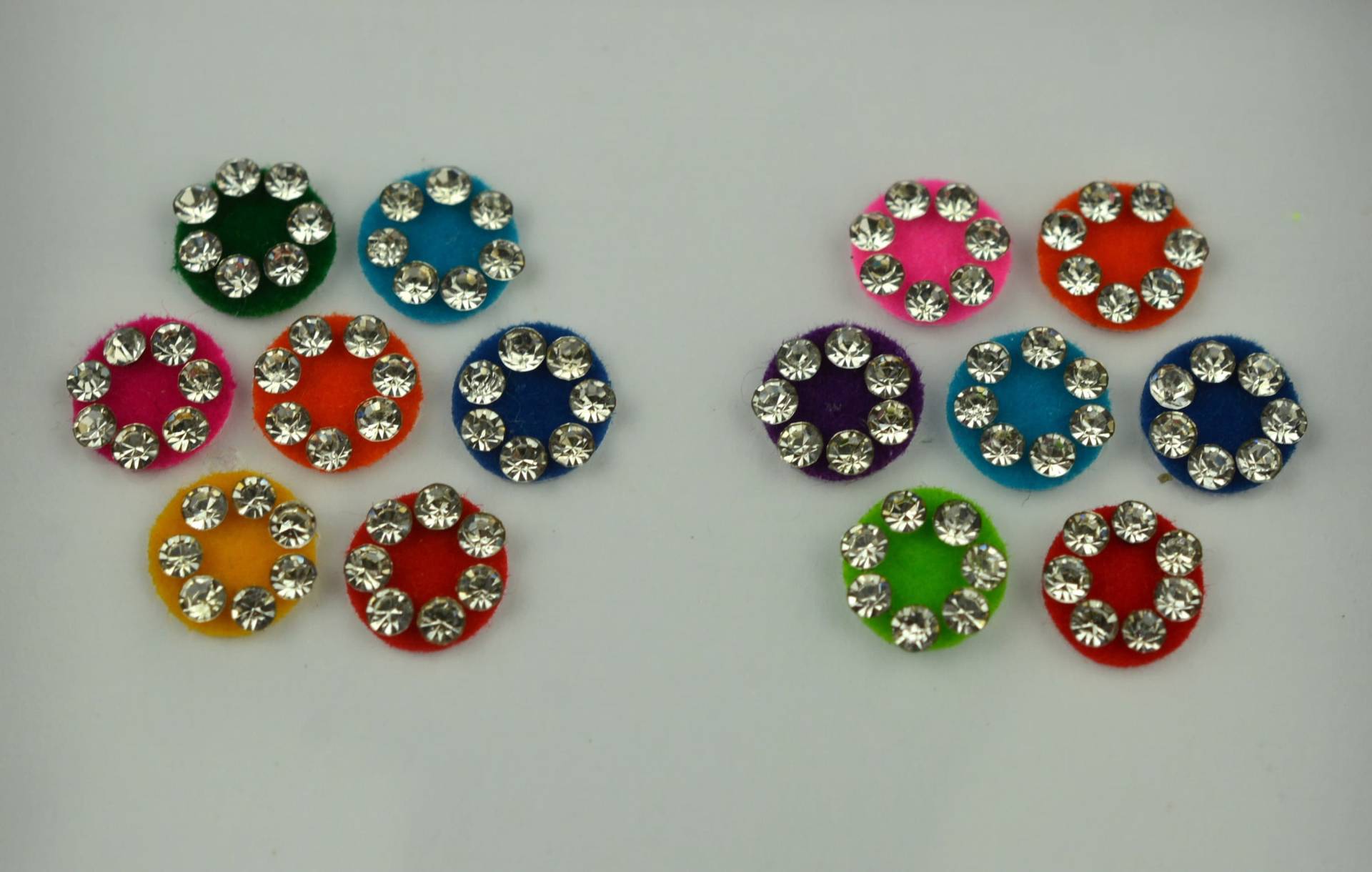 Mehrfarbige Runde Diamant Bindis, Hochzeit Designer Gesicht Bollywood Selbstklebende Aufkleber, Weihnachtsgeschenk Mehrfarbige Runde Diamant Bindis, Hochzeit Designer Gesicht Bollywood Selbstklebende Aufkleber, Weihnachtsgeschenk von FeminaDeals