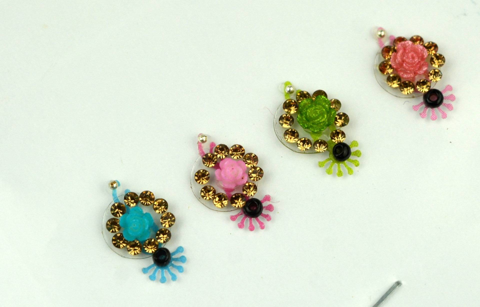 Premium Multi Color Runde Goldene Bindis, Hochzeit Bindis, , Gesicht Bollywood Traditionelle Selbstklebende Aufkleber, Weihnachtsgeschenk Premium Multi Color Runde Goldene Bindis, Hochzeit Bindis, , Gesicht Bollywood Traditionelle Selbstklebende Aufkleber, Weihnachtsgeschenk von FeminaDeals