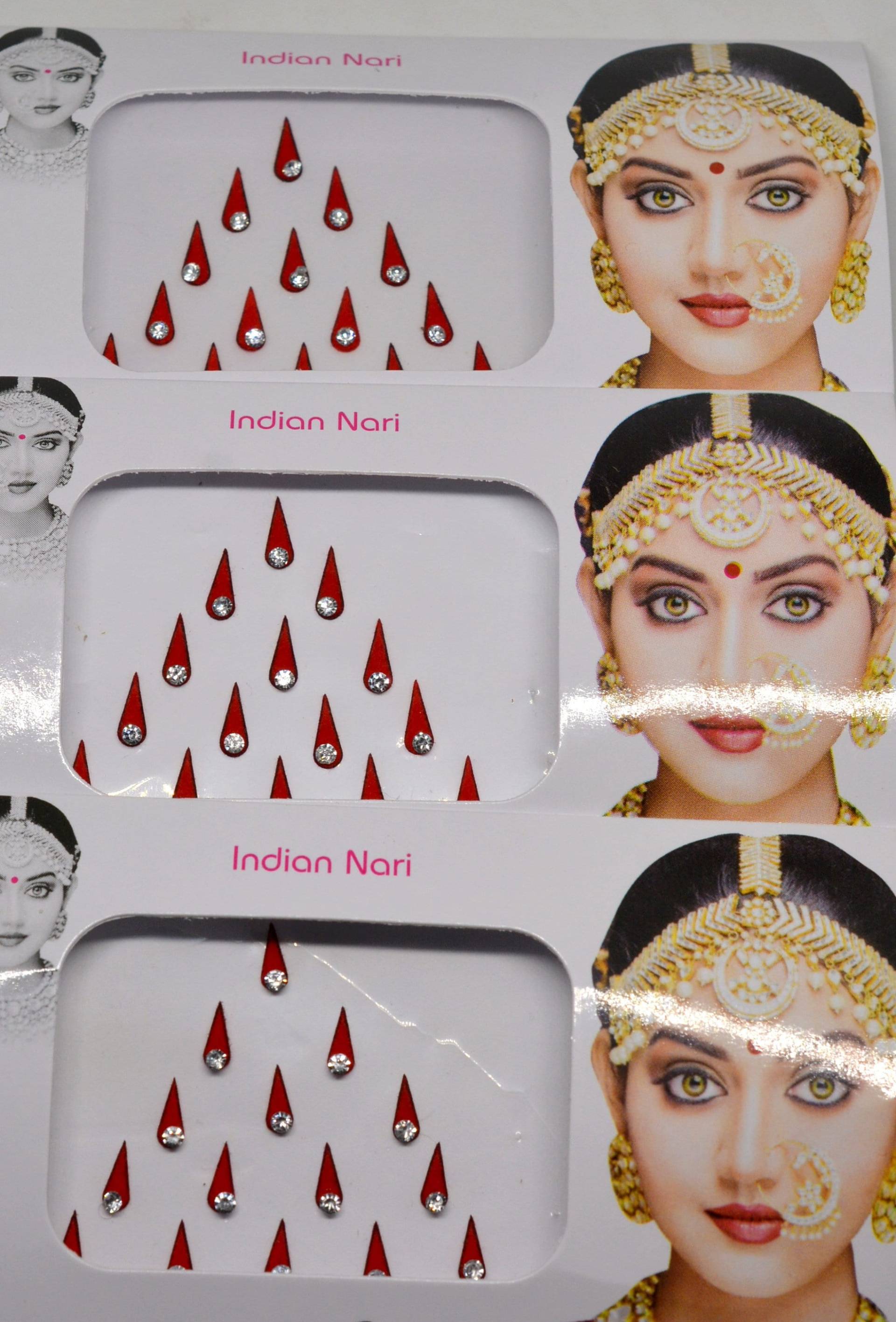 Rote Farbe Birnenform Diamant Bindis, Hochzeit Tilak Gesicht Bollywood Selbstklebende Aufkleber, Weihnachtsgeschenk von FeminaDeals