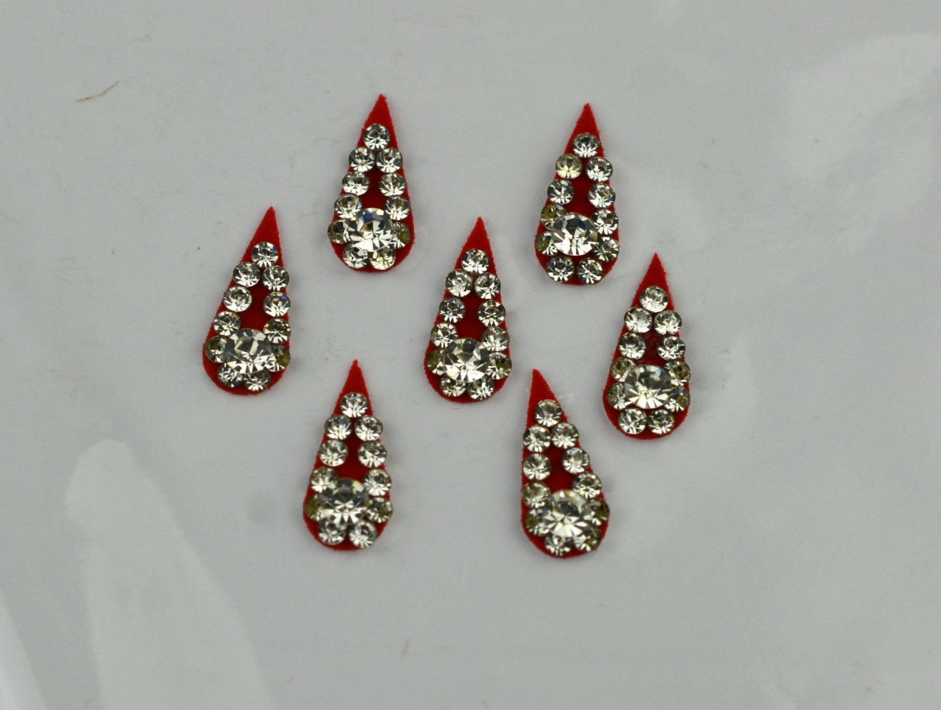 Teardrop Red Diamond Bindi Pack, Wedding Bindi, Punjabi Face Bindis, Body Jewels, Selbstklebendes Tattoo, Mädchen Geschenk Teardrop Red Diamond Bindi Pack, Wedding Bindi, Punjabi Face Bindis, Body Jewels, Selbstklebendes Tattoo, Mädchen Geschenk von FeminaDeals