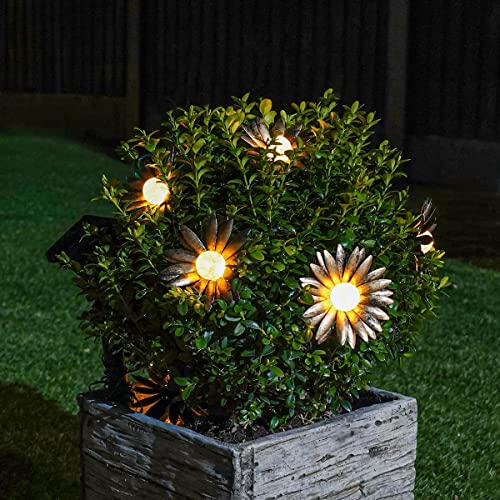 Festive Lights – solarbetriebene Outdoor LED Lichterkette – 3m - mit 10 Metall-Blüten goldfarben von Festive Lights