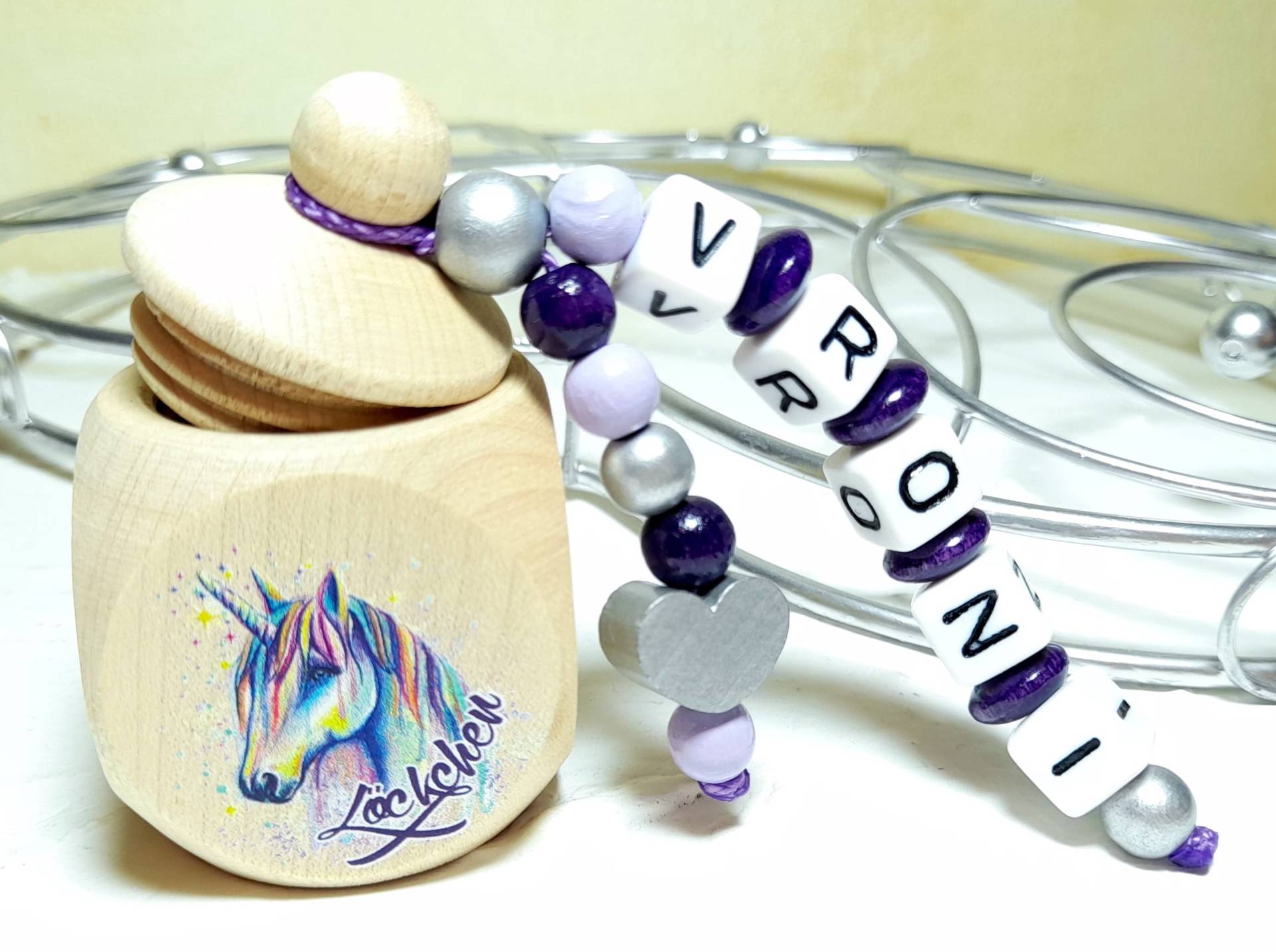 Erste Lockedose "Einhorn". Holzdose, Schwangerschaft Verkünden, Geburtstag, Aufbewahrung, Holzperlen, Personalisierte Geschenke, Geburt, Diy Erste Lockedose "Einhorn". Holzdose, Schwangerschaft Verkünden, Geburtstag, Aufbewahrung, Holzperlen, Personalisierte Geschenke, Geburt, Diy von Fibolini
