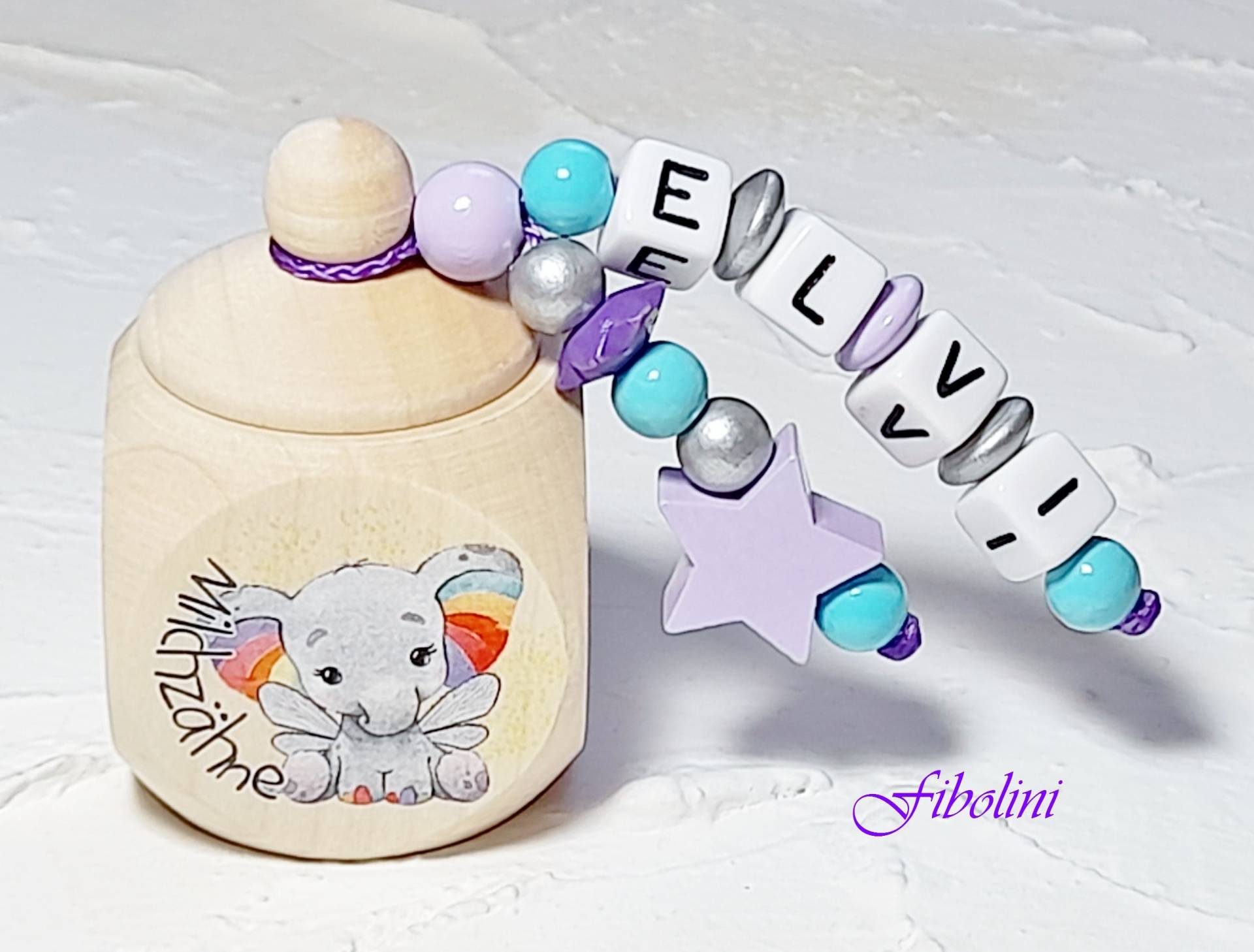 Milchzahndose "Elefant". Mit Namen, Beige, Flieder, Türkis, Lila, Silber, Holzperlen, Zuckertüte, Milchzahnbox, Einschulung, Aufbewahrung Milchzahndose "Elefant". Mit Namen, Beige, Flieder, Türkis, Lila, Silber, Holzperlen, Zuckertüte, Milchzahnbox, Einschulung, Aufbewahrung von Fibolini
