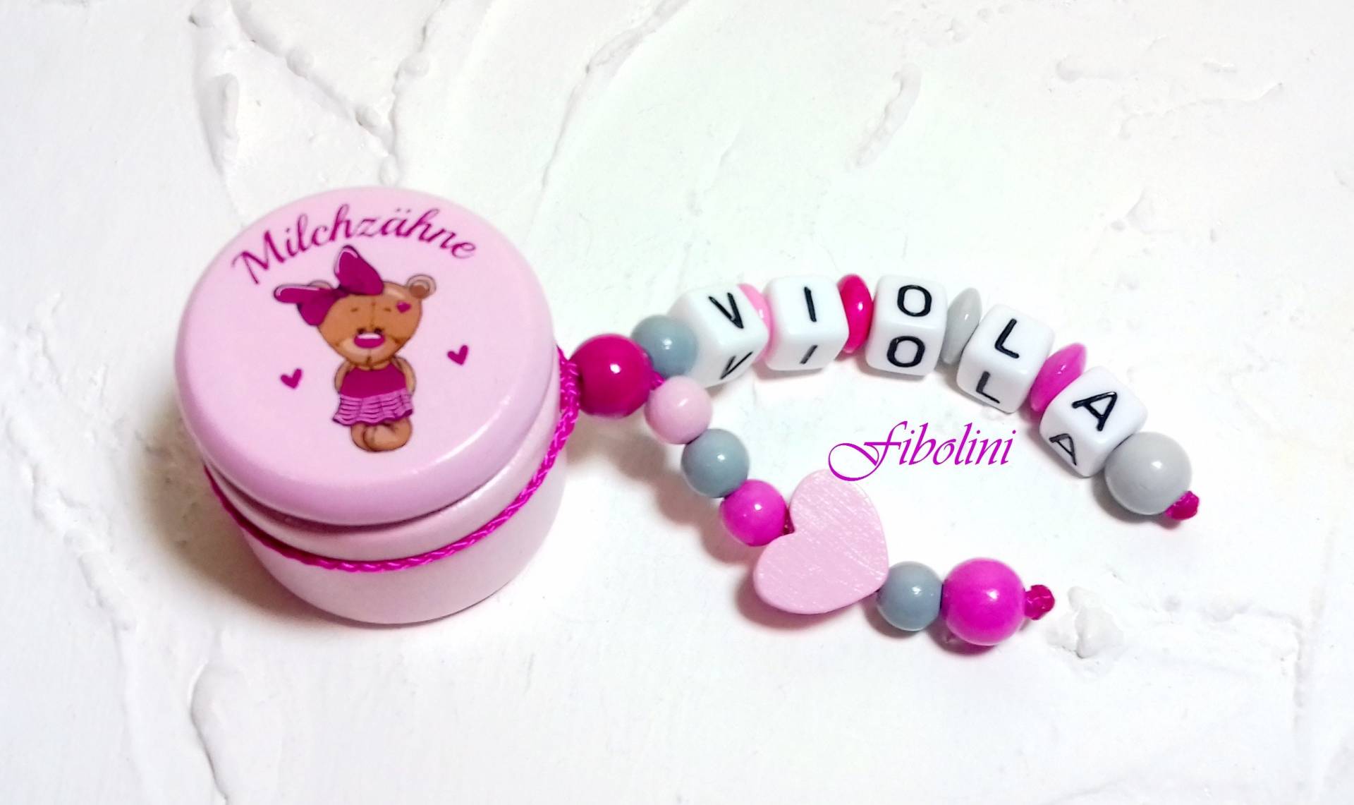 Milchzahndose "Mini Girl". Rosa, Grau, Herz, Zahndose, Mädchen, Mit Namen, Erste Zähnchen, Geschenk Zur Einschulung, Zahnbox, Meilenstein Milchzahndose "Mini Girl". Rosa, Grau, Herz, Zahndose, Mädchen, Mit Namen, Erste Zähnchen, Geschenk Zur Einschulung, Zahnbox, Meilenstein von Fibolini
