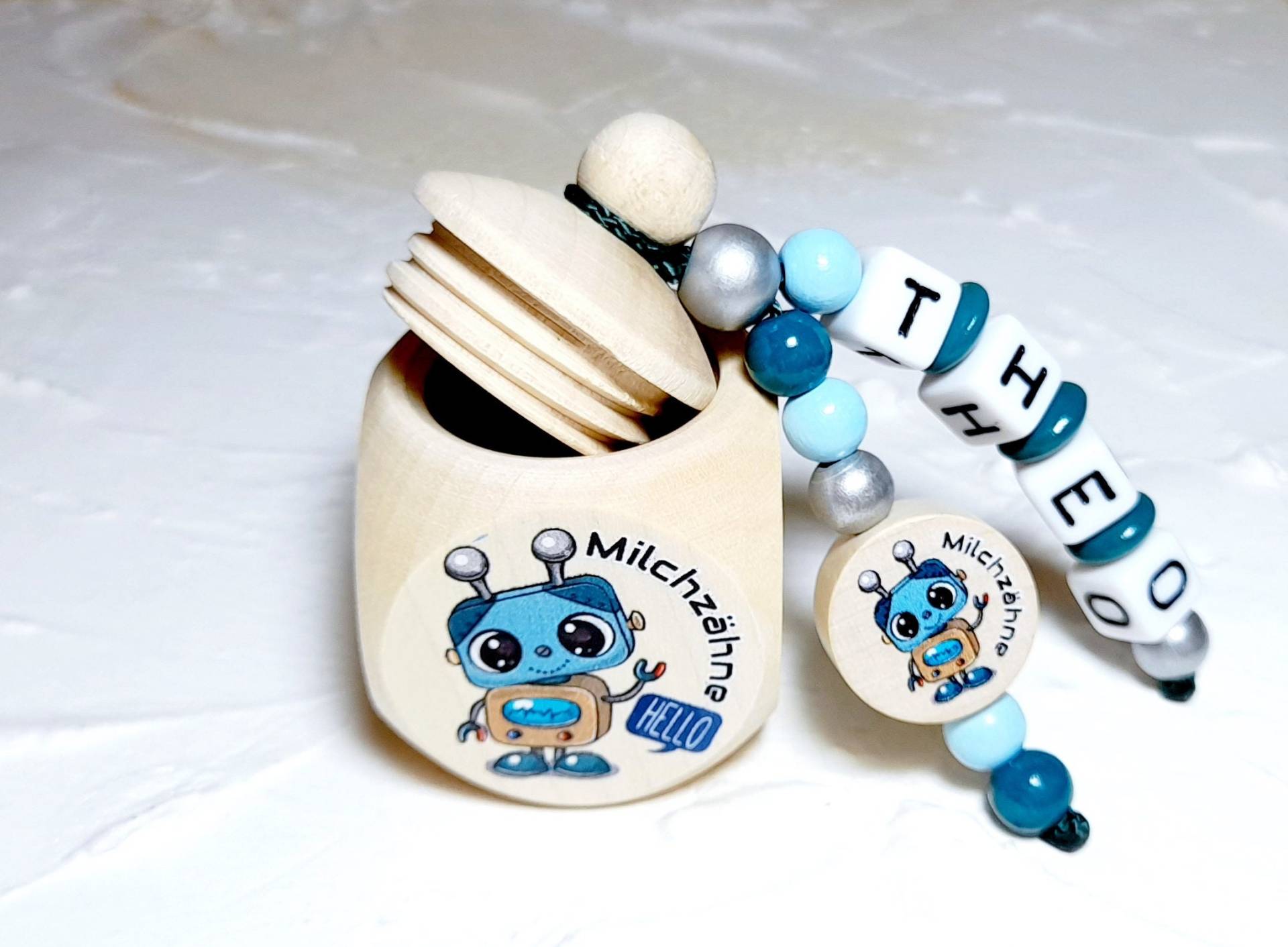 Milchzahndose "Roboter", Petrol, Blau, Beige, Zähnchen, Individuell, Schuleinführung, Schule, Milchzahnbox, Kindergeburtstag, Geschenk, Diy Milchzahndose "Roboter", Petrol, Blau, Beige, Zähnchen, Individuell, Schuleinführung, Schule, Milchzahnbox, Kindergeburtstag, Geschenk, Diy von Fibolini