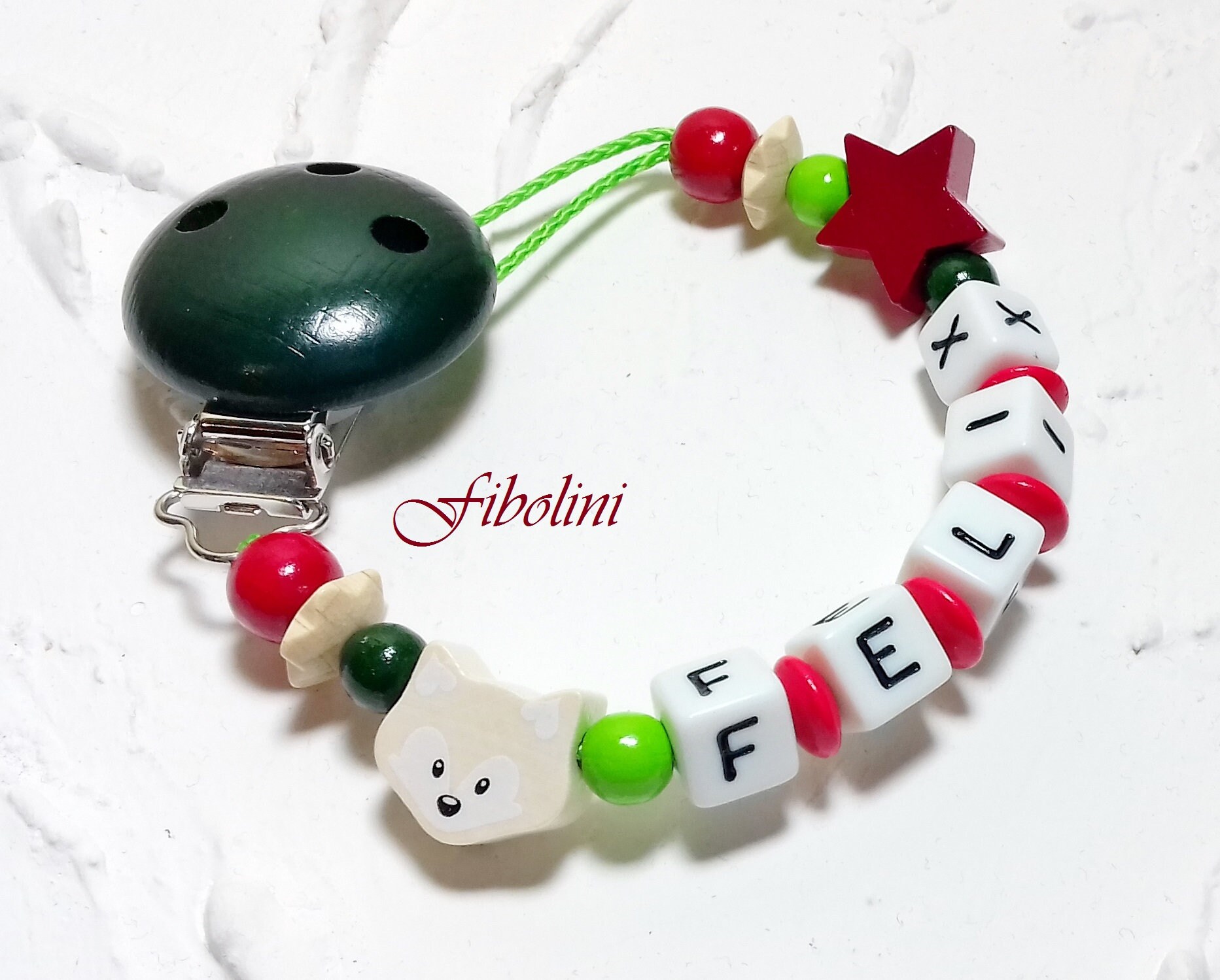 Schnullerkette "Fuchs". Grün, Rot, Beige, Meilensteine, Mama, Eltern Werden, Personalisiert, Geschenk Zur Geburt, Taufpatin, Holzperlen, Diy Schnullerkette "Fuchs". Grün, Rot, Beige, Meilensteine, Mama, Eltern Werden, Personalisiert, Geschenk Zur Geburt, Taufpatin, Holzperlen, Diy von Fibolini