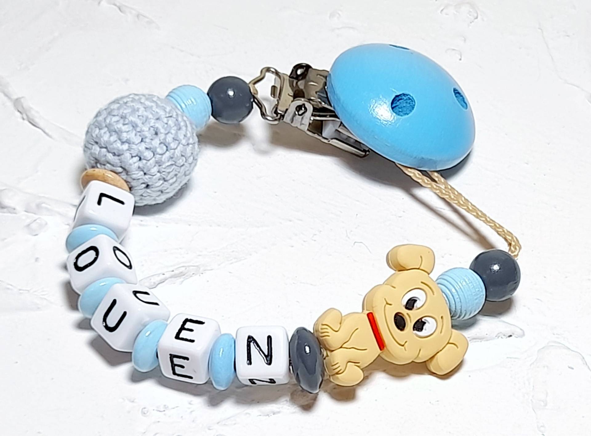 Schnullerkette "Hündchen". Blau, Grau, Beige, Nuckelkette, Schwangerschaft Verkünden, Handgemacht, Junge, Personalisiert, Mit Namen, Bruder Schnullerkette "Hündchen". Blau, Grau, Beige, Nuckelkette, Schwangerschaft Verkünden, Handgemacht, Junge, Personalisiert, Mit Namen, Bruder von Fibolini