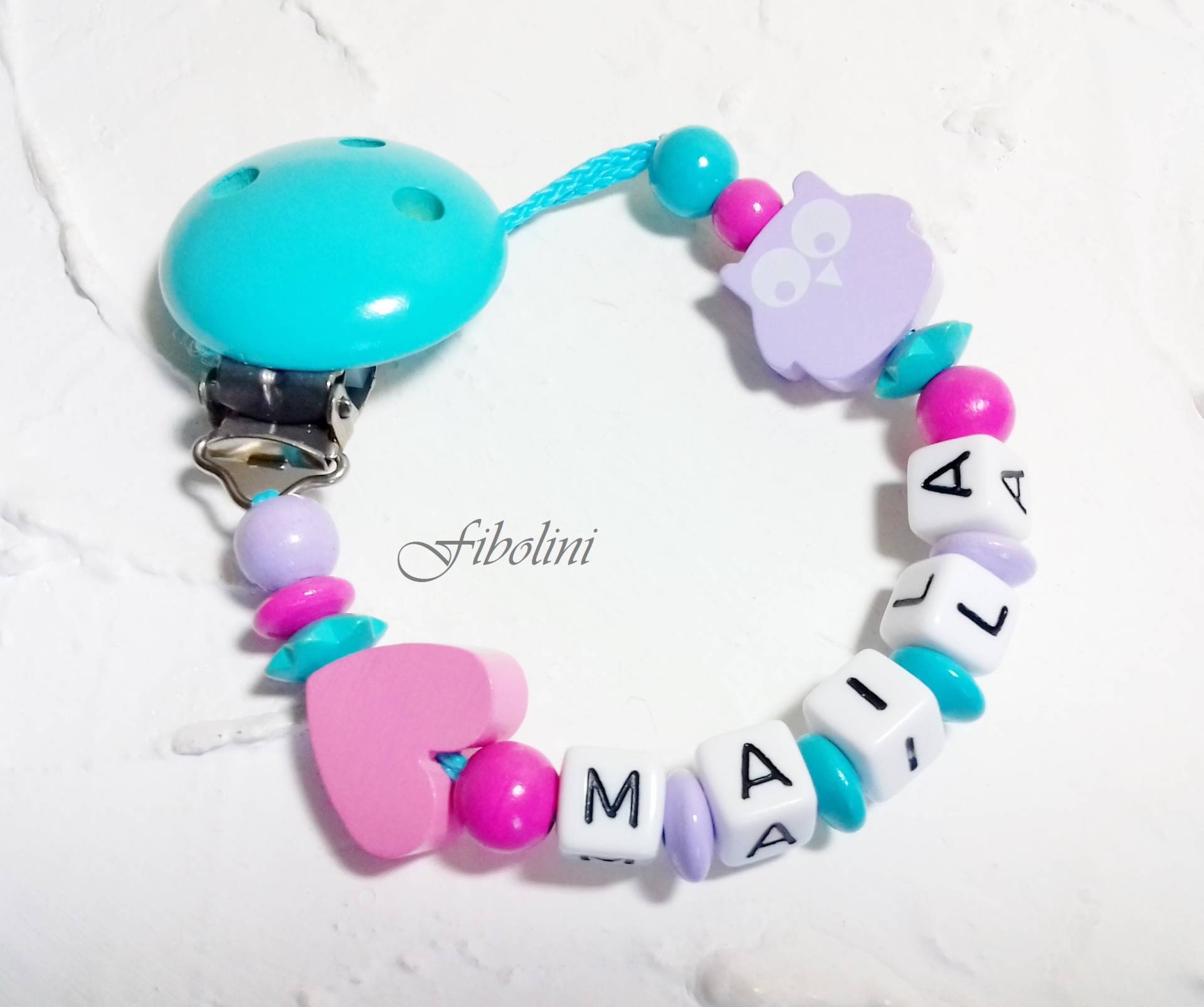 Schnullerkette "Nachteule". Türkis, Rosa, Flieder, Eule, Herz, Schnullerband, Mädchen, Taufpate, Großeltern, Babyset, Nuckelkette, Perlen Schnullerkette "Nachteule". Türkis, Rosa, Flieder, Eule, Herz, Schnullerband, Mädchen, Taufpate, Großeltern, Babyset, Nuckelkette, Perlen von Fibolini