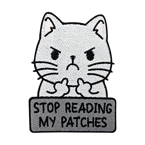 Patch zum Aufbügeln - Stop Reading My Patches Katze | Stinkefinger Patches Katzen Bügelbild Cat Aufbügler Tiere Flicken Tier Aufnäher Finally Home von Finally Home