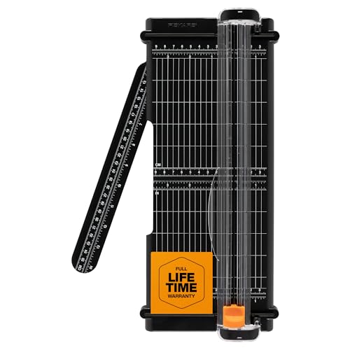 Fiskars Recycelter SureCut™ tragbarer Papierschneider, 30,5 cm Schnittlänge, Papierschneider für Bastel- und Büroarbeiten, mit Gitterlinien, Schwarz Fiskars Recycelter SureCut™ tragbarer Papierschneider, 30,5 cm Schnittlänge, Papierschneider für Bastel- und Büroarbeiten, mit Gitterlinien, Schwarz von Fiskars