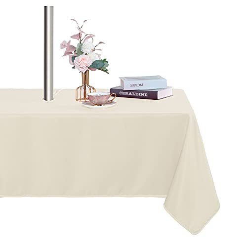 Fitable Tischdecke für den Innen- und Außenbereich, waschbar, wasserdicht, knitterfrei, mit Reißverschluss und Schirmloch, für Frühling, Sommer, Party, Picknick, Terrasse, Beige 152.4x304.8 cm Fitable Tischdecke für den Innen- und Außenbereich, waschbar, wasserdicht, knitterfrei, mit Reißverschluss und Schirmloch, für Frühling, Sommer, Party, Picknick, Terrasse, Beige 152.4x304.8 cm von Fitable