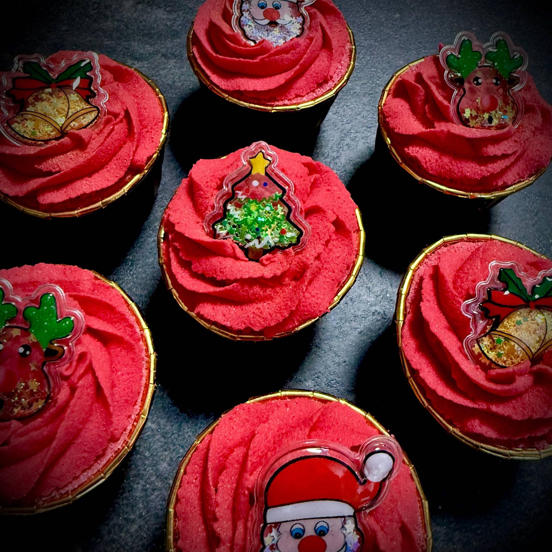 Badebombe Cupcake Christmas Badebombe Cupcake Christmas von FizzFactoryShop